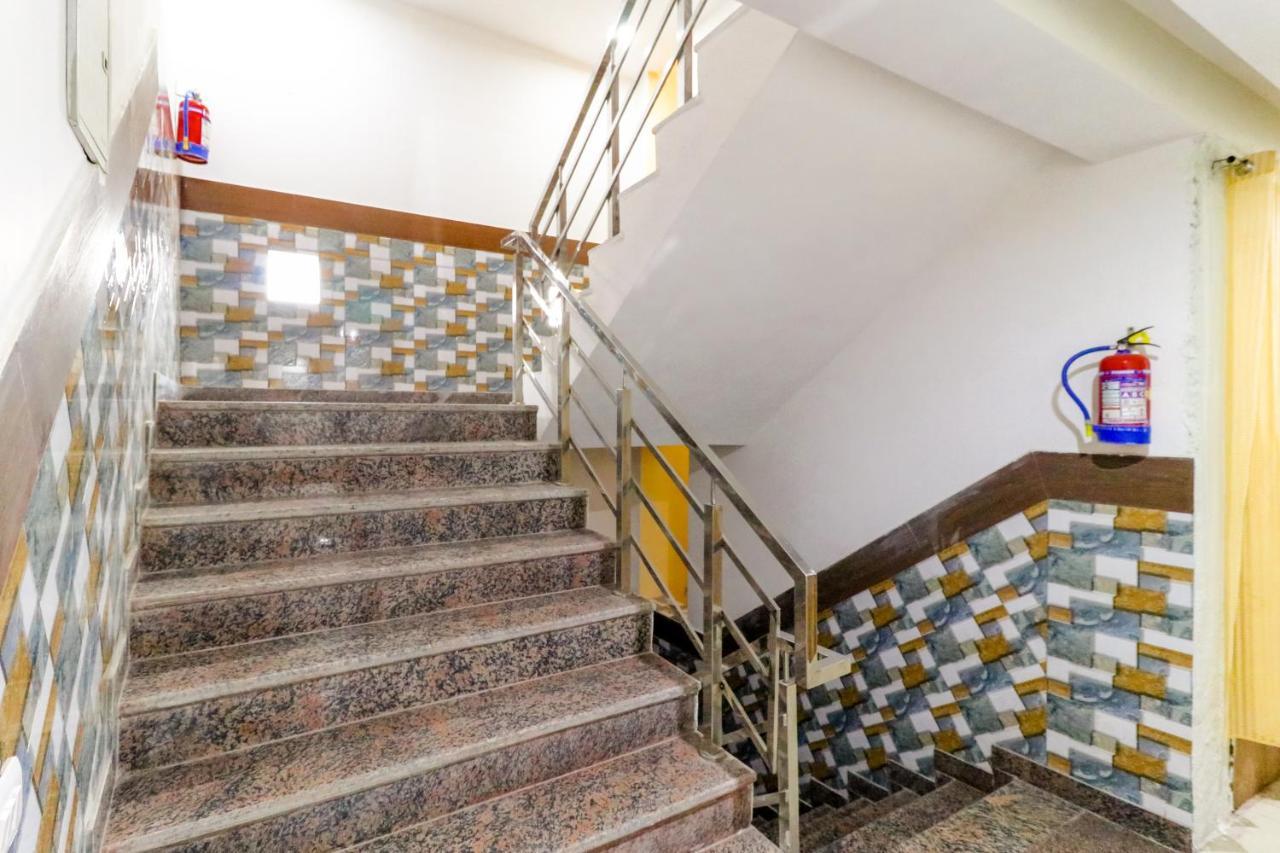 Hotel Belwood Suites - Near New Delhi Airport エクステリア 写真
