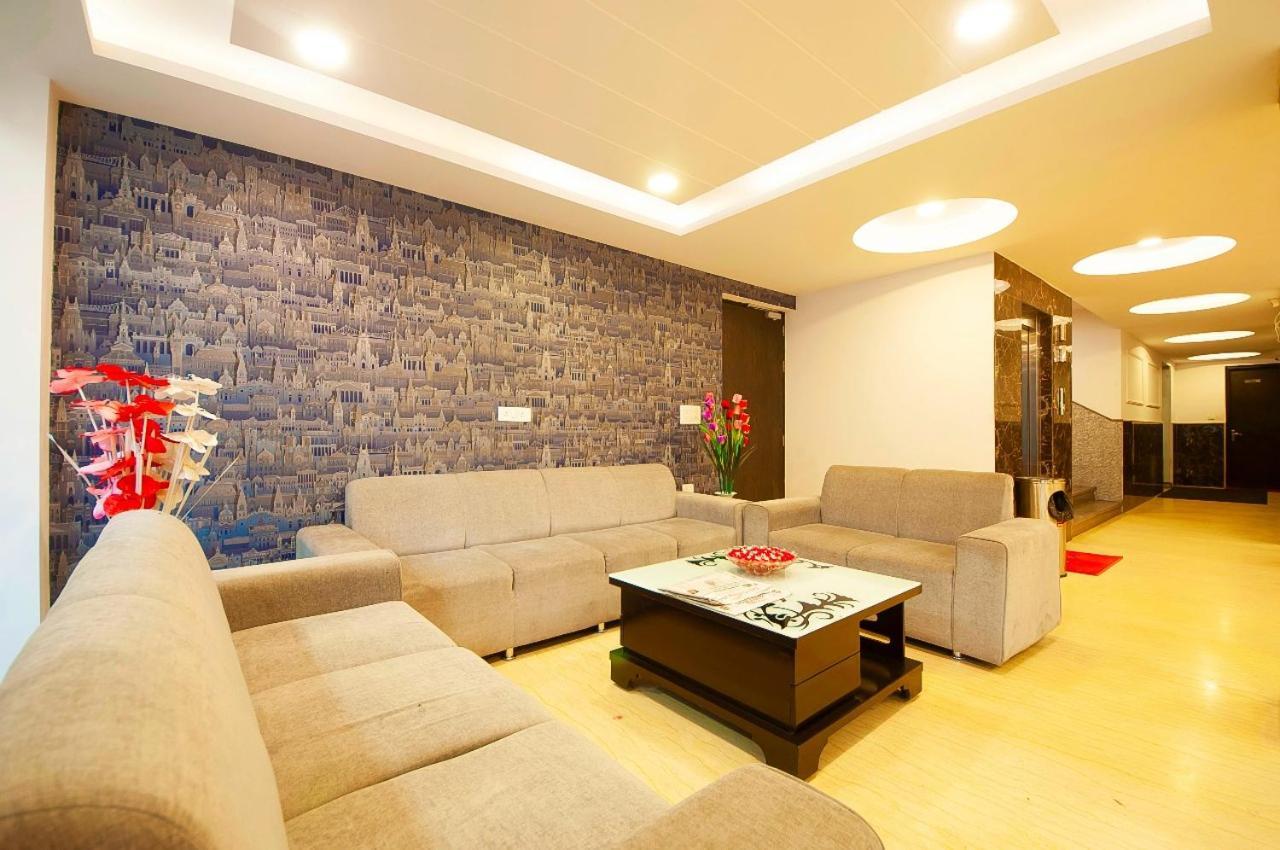 Hotel Belwood Suites - Near New Delhi Airport エクステリア 写真