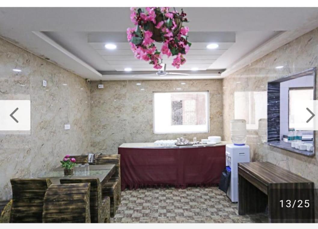 Hotel Belwood Suites - Near New Delhi Airport エクステリア 写真