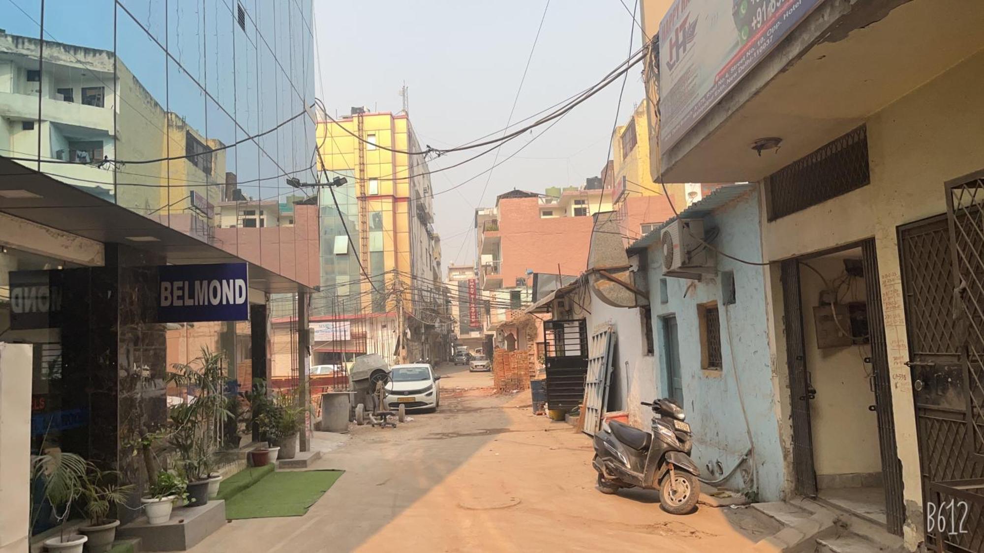 Hotel Belwood Suites - Near New Delhi Airport エクステリア 写真